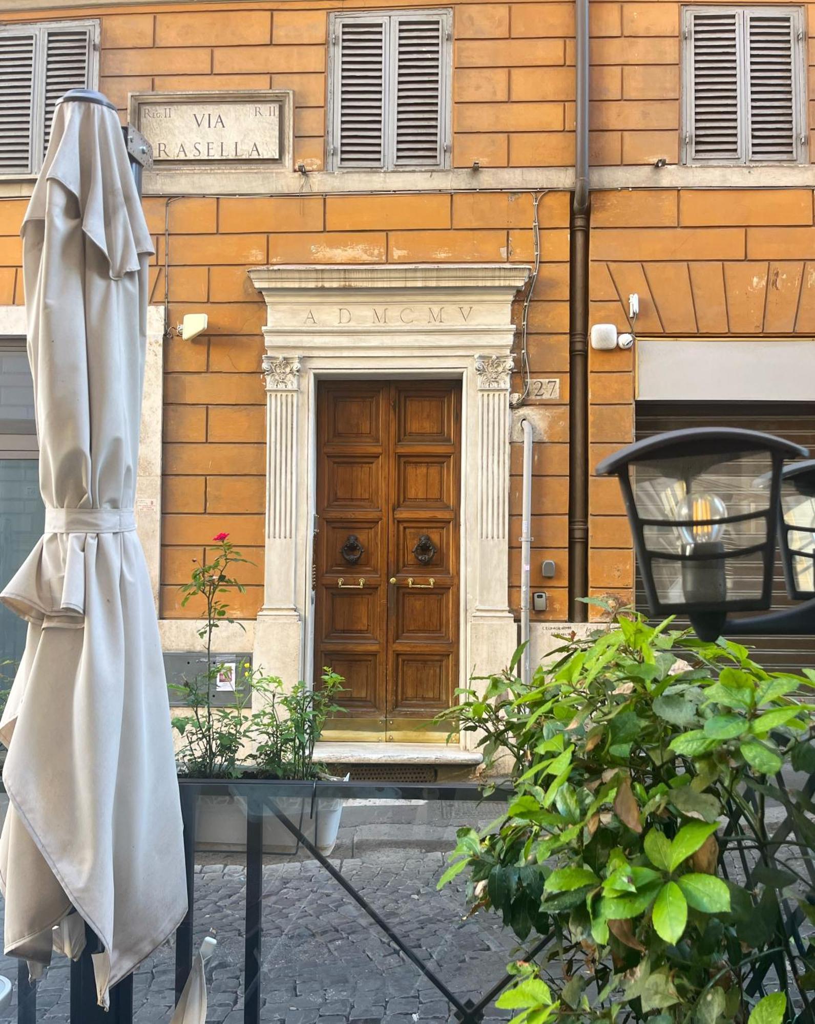 Mary Rome Apartment Bagian luar foto